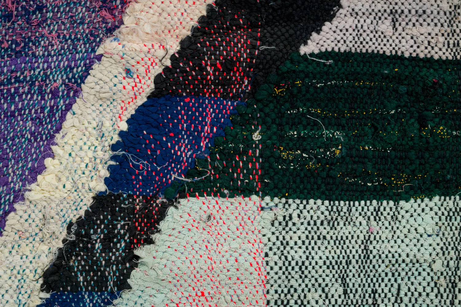 Marokkói Boucherouite szőnyeg 125 x 210 cm