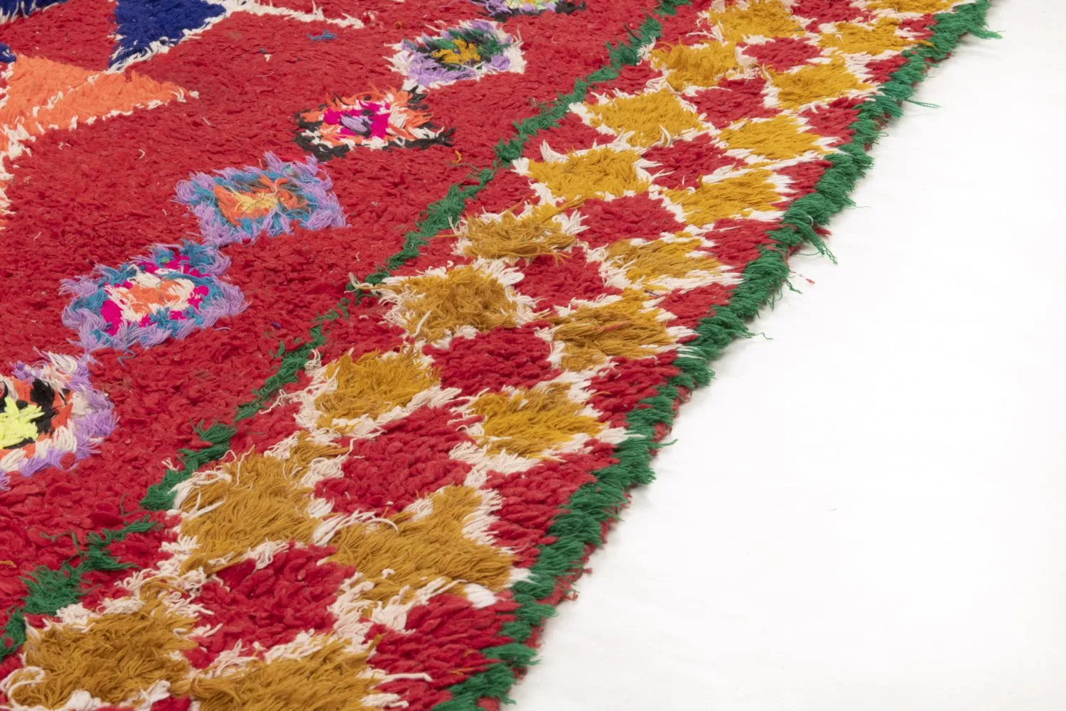 Marokkói Boucherouite szőnyeg 255 x 150 cm