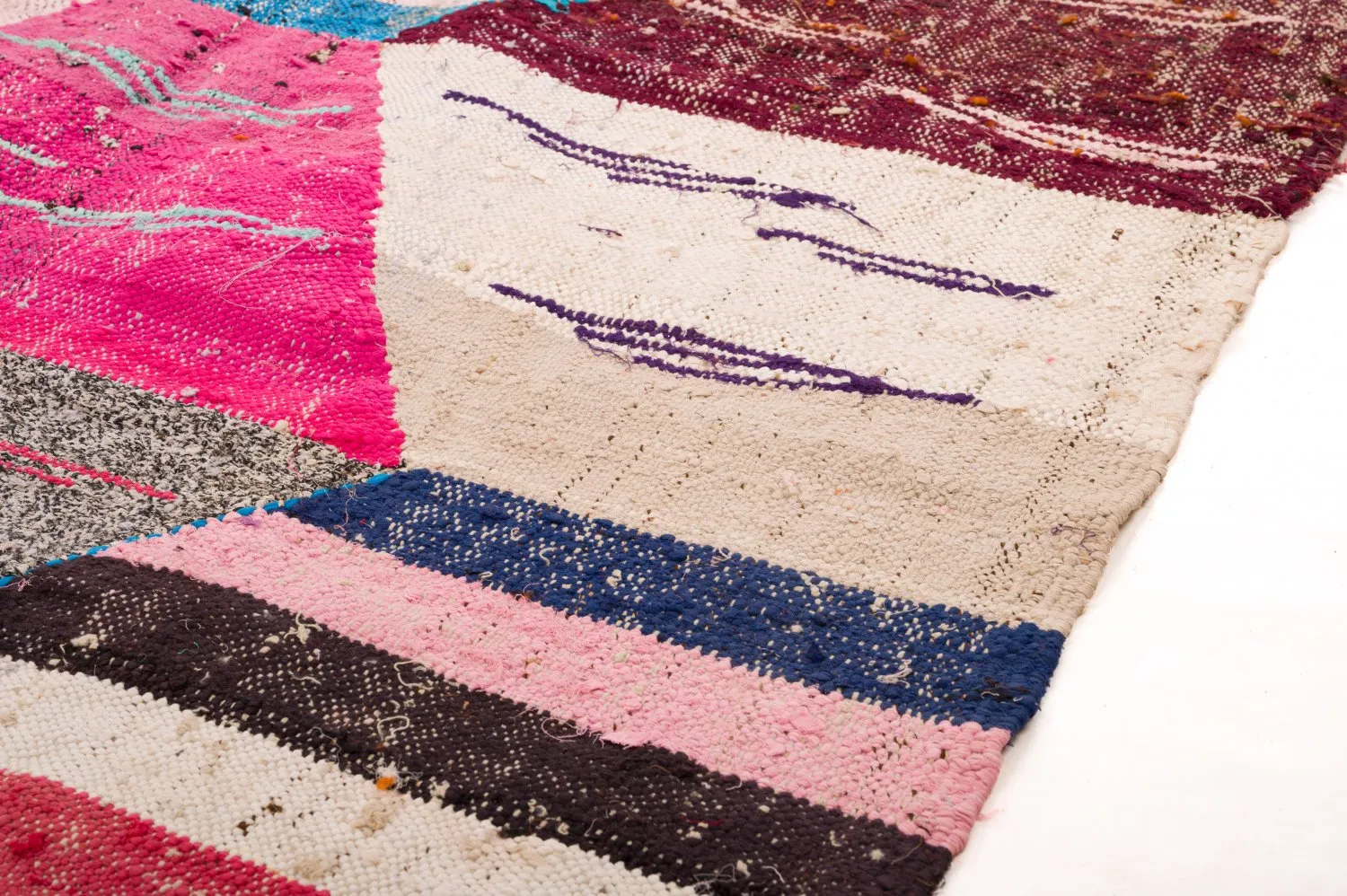 Marokkói Boucherouite szőnyeg 125 x 260 cm