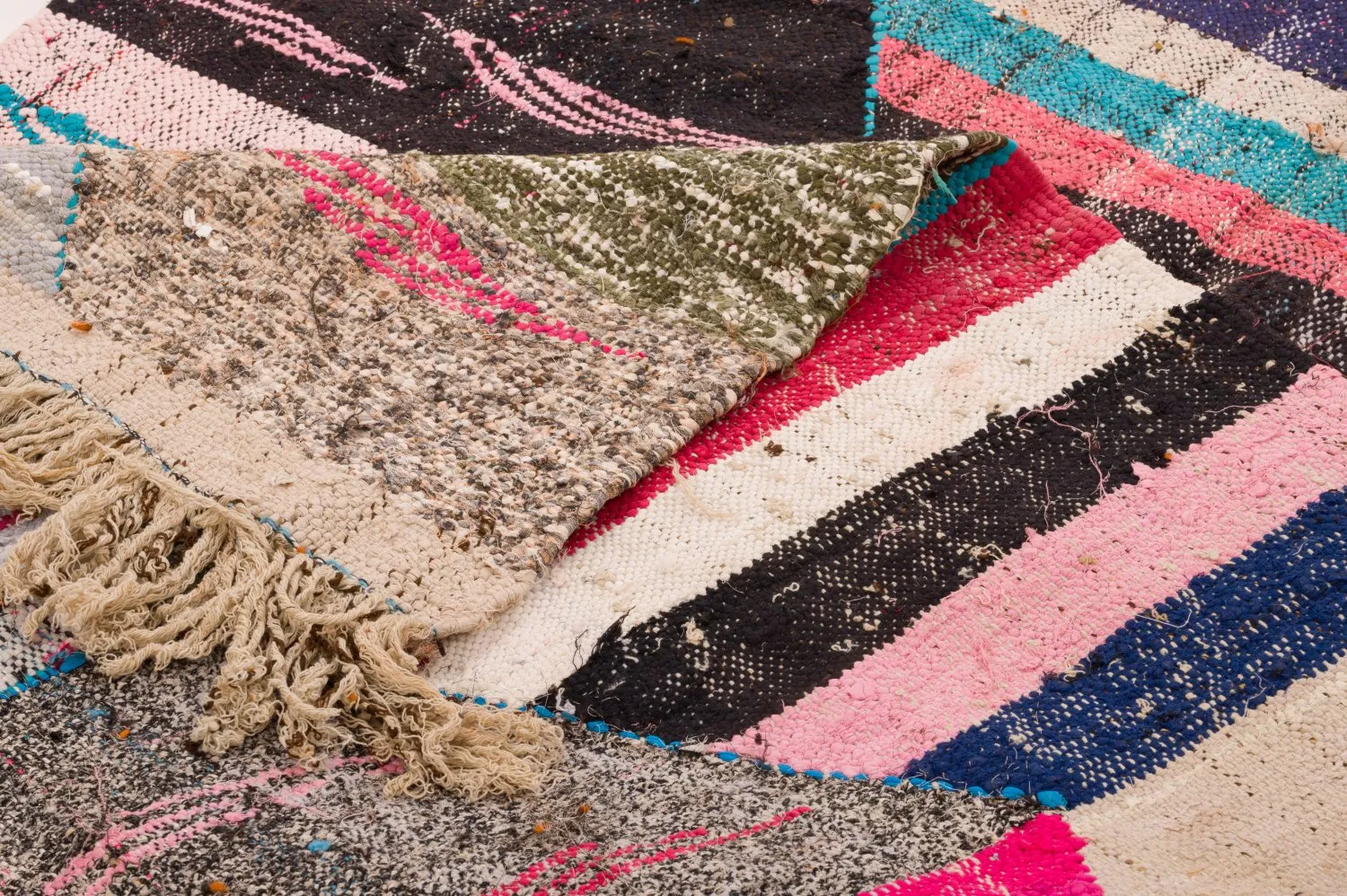 Marokkói Boucherouite szőnyeg 125 x 260 cm