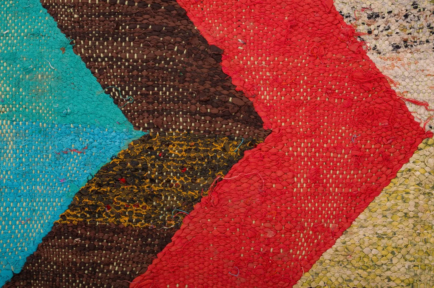 Marokkói Boucherouite szőnyeg 135 x 265 cm