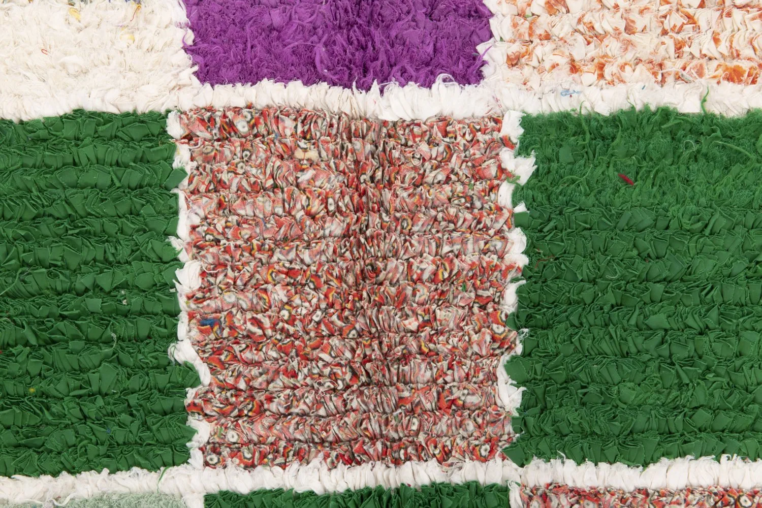 Marokkói Boucherouite szőnyeg 280 x 115 cm