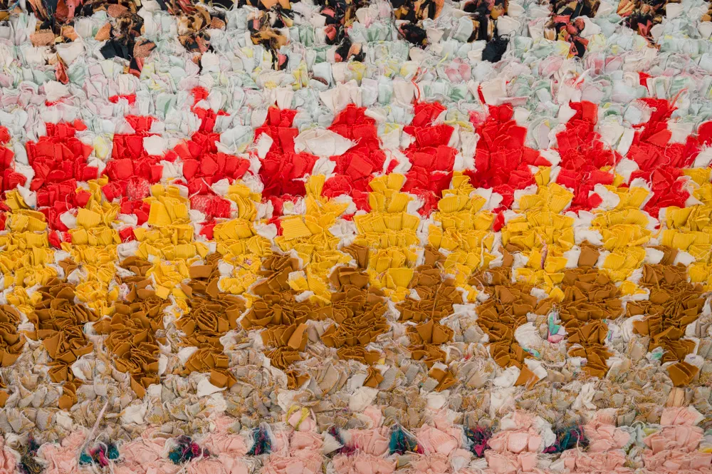 Marokkói Boucherouite szőnyeg 250 x 160 cm