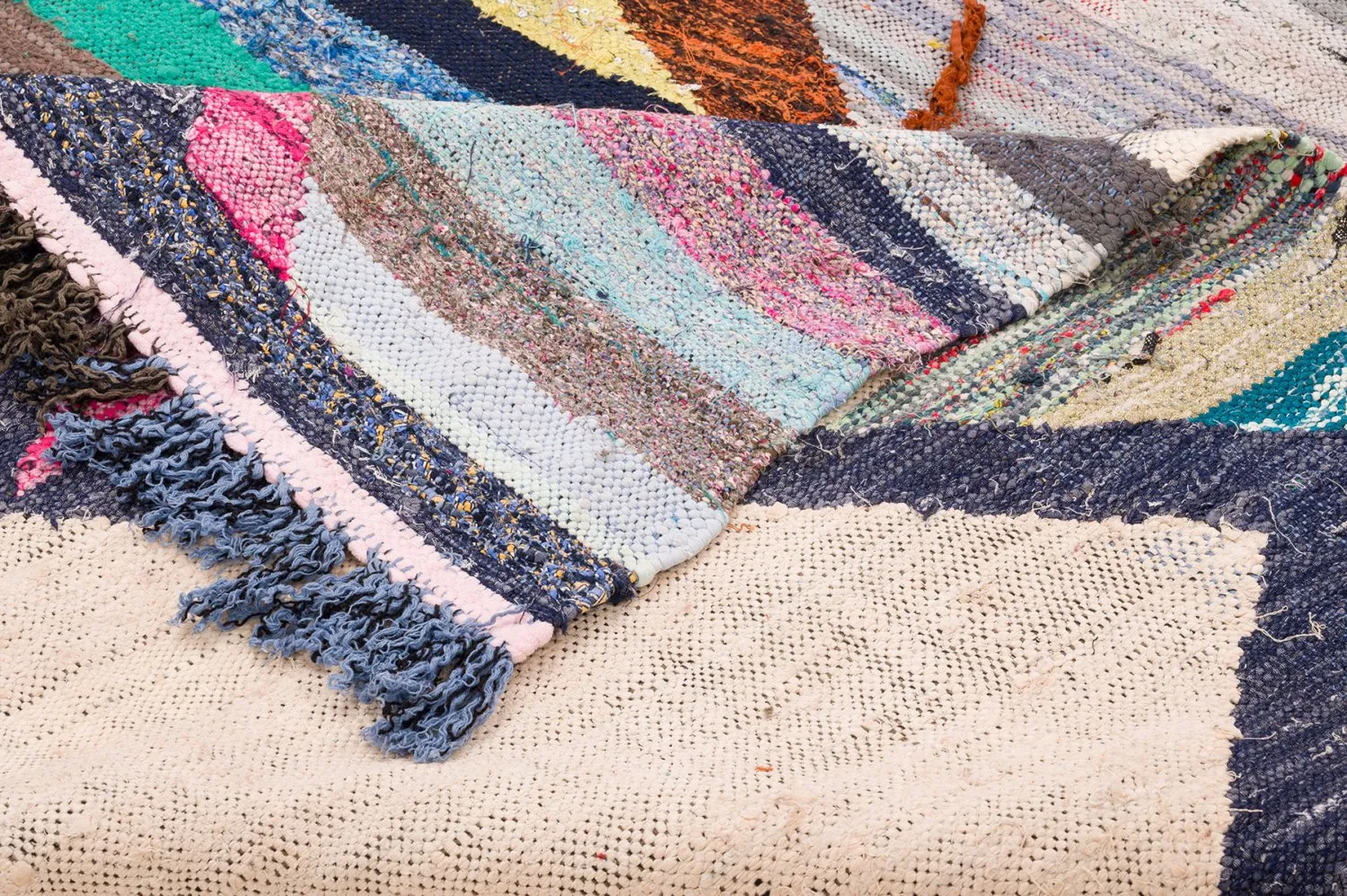 Marokkói Boucherouite szőnyeg 130 x 250 cm