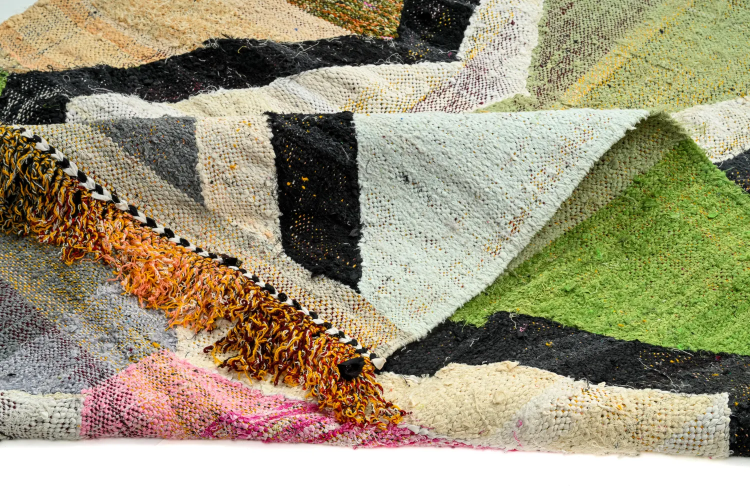 Marokkói Boucherouite szőnyeg 145 x 255 cm