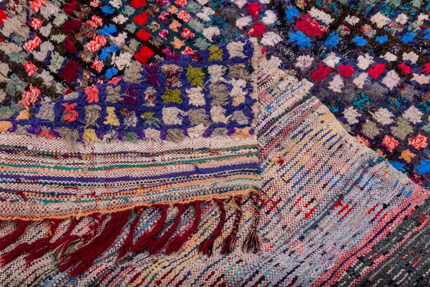 Marokkói Boucherouite szőnyeg 230 x 125 cm