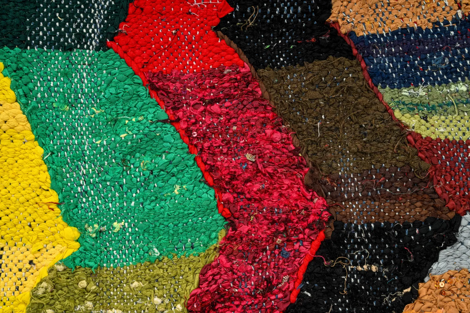 Marokkói Boucherouite szőnyeg 150 x 275 cm