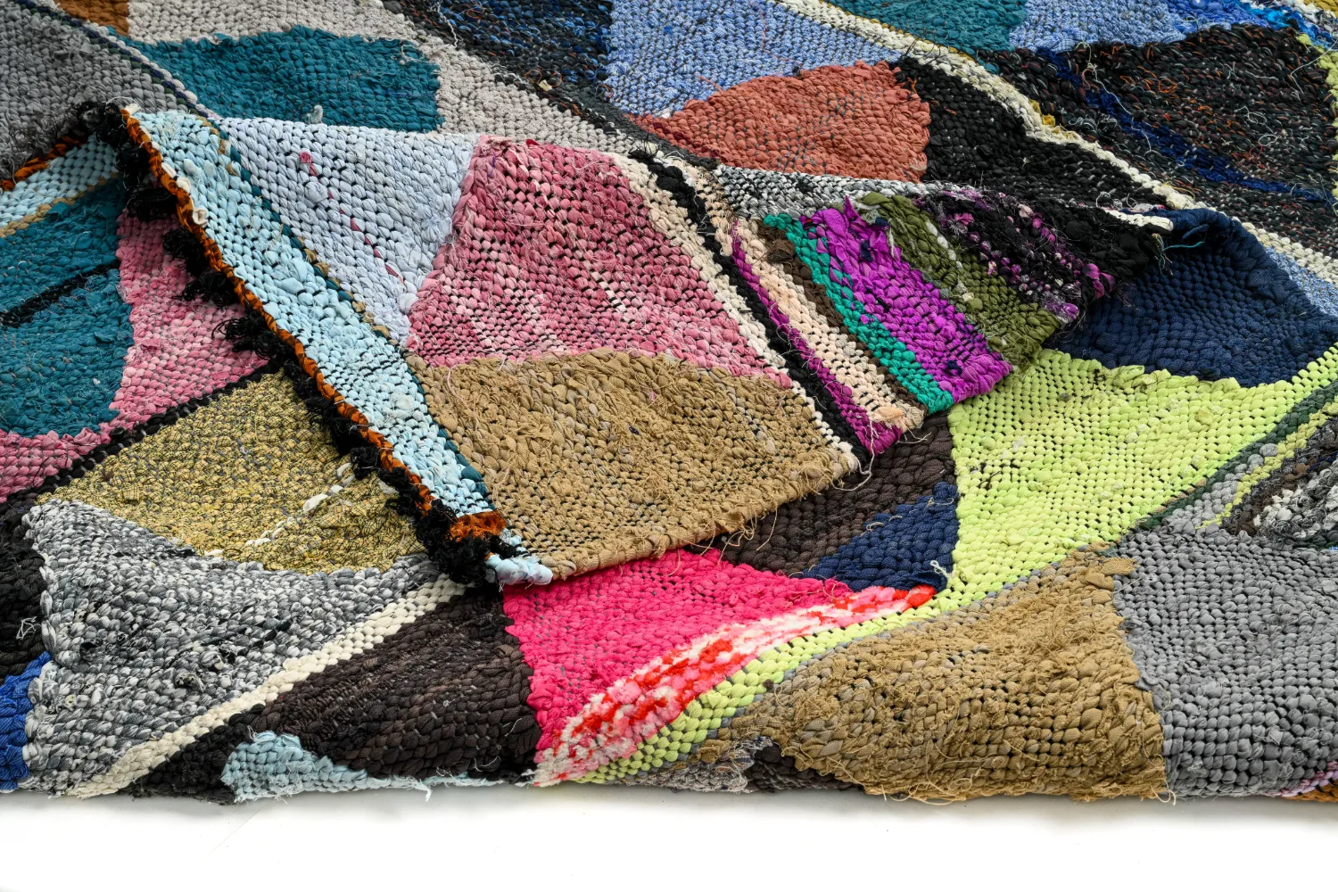 Marokkói Boucherouite szőnyeg 145 x 305 cm