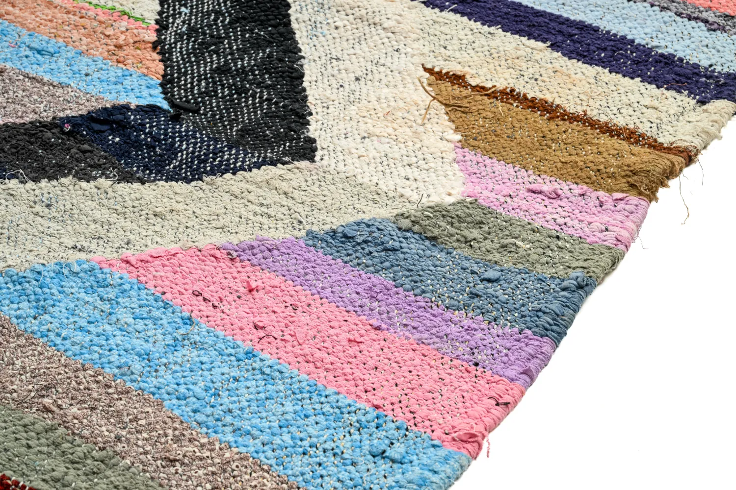 Marokkói Boucherouite szőnyeg 145 x 245 cm