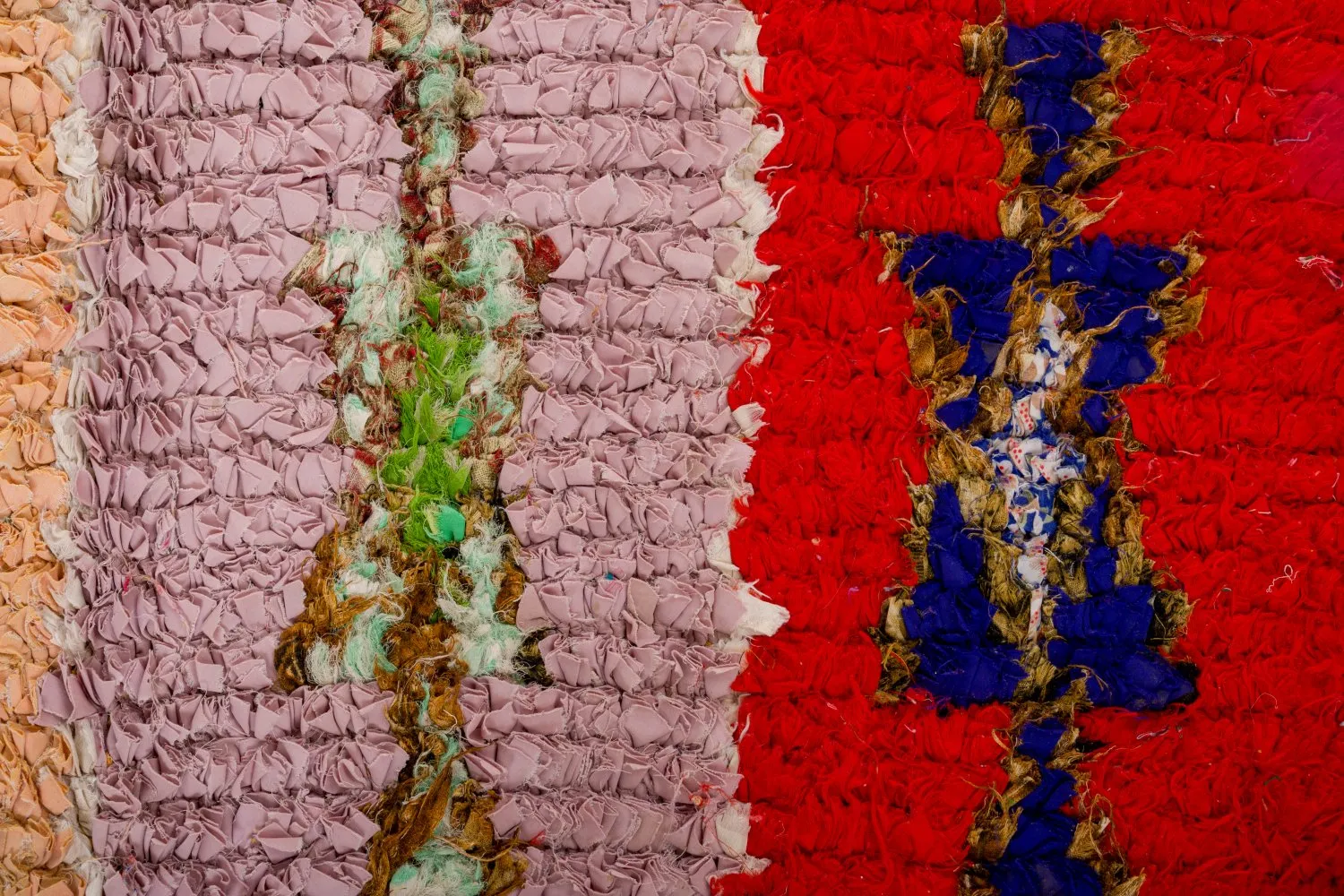 Marokkói Boucherouite szőnyeg 360 x 130 cm