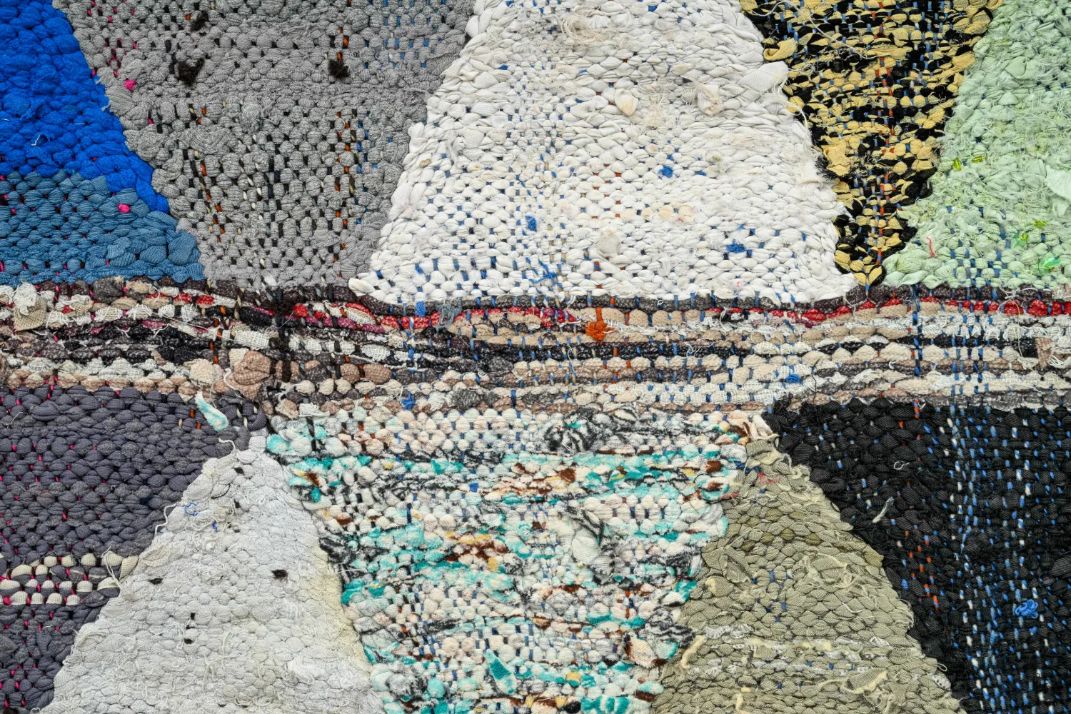 Marokkói Boucherouite szőnyeg 125 x 230 cm