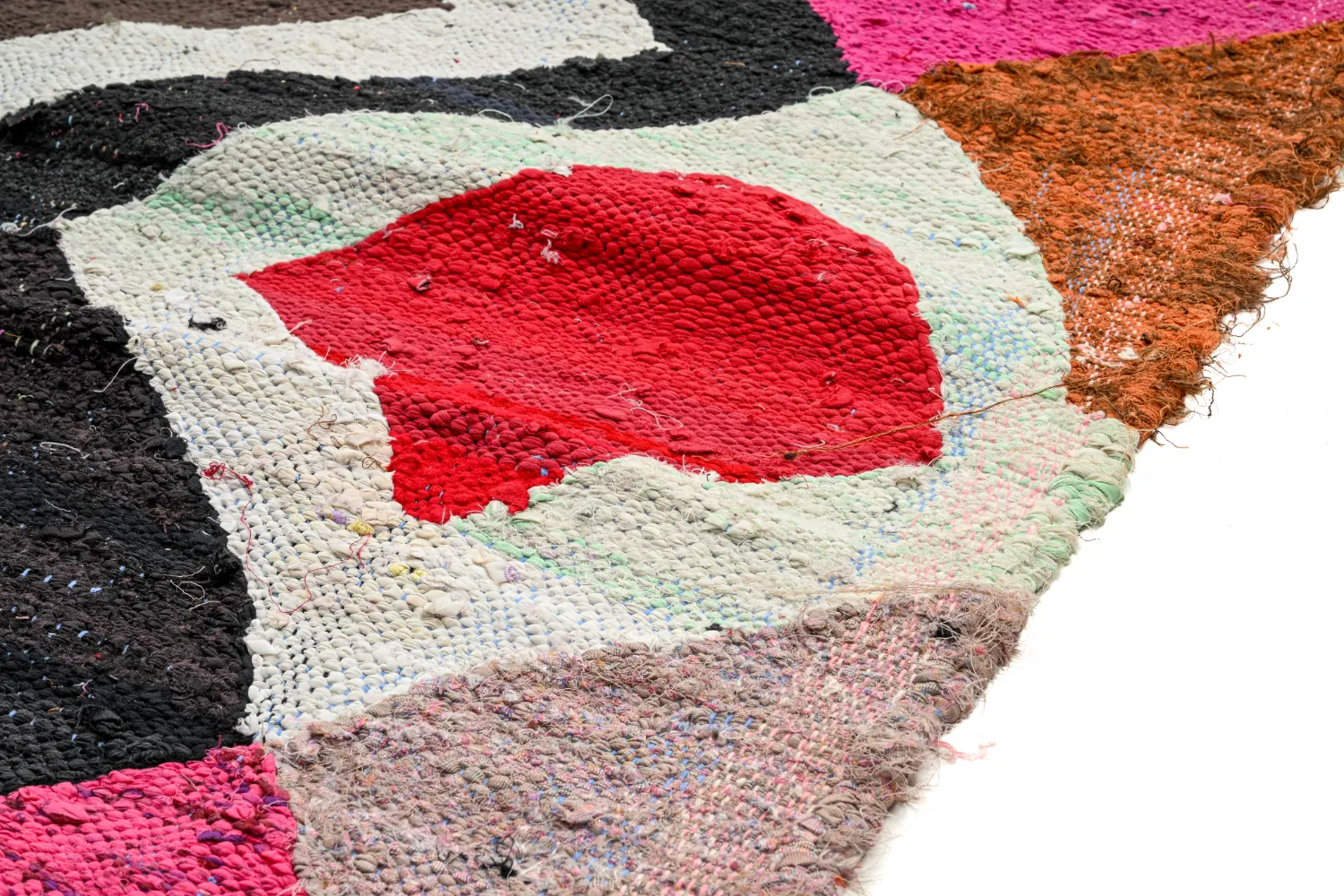 Marokkói Boucherouite szőnyeg 145 x 260 cm