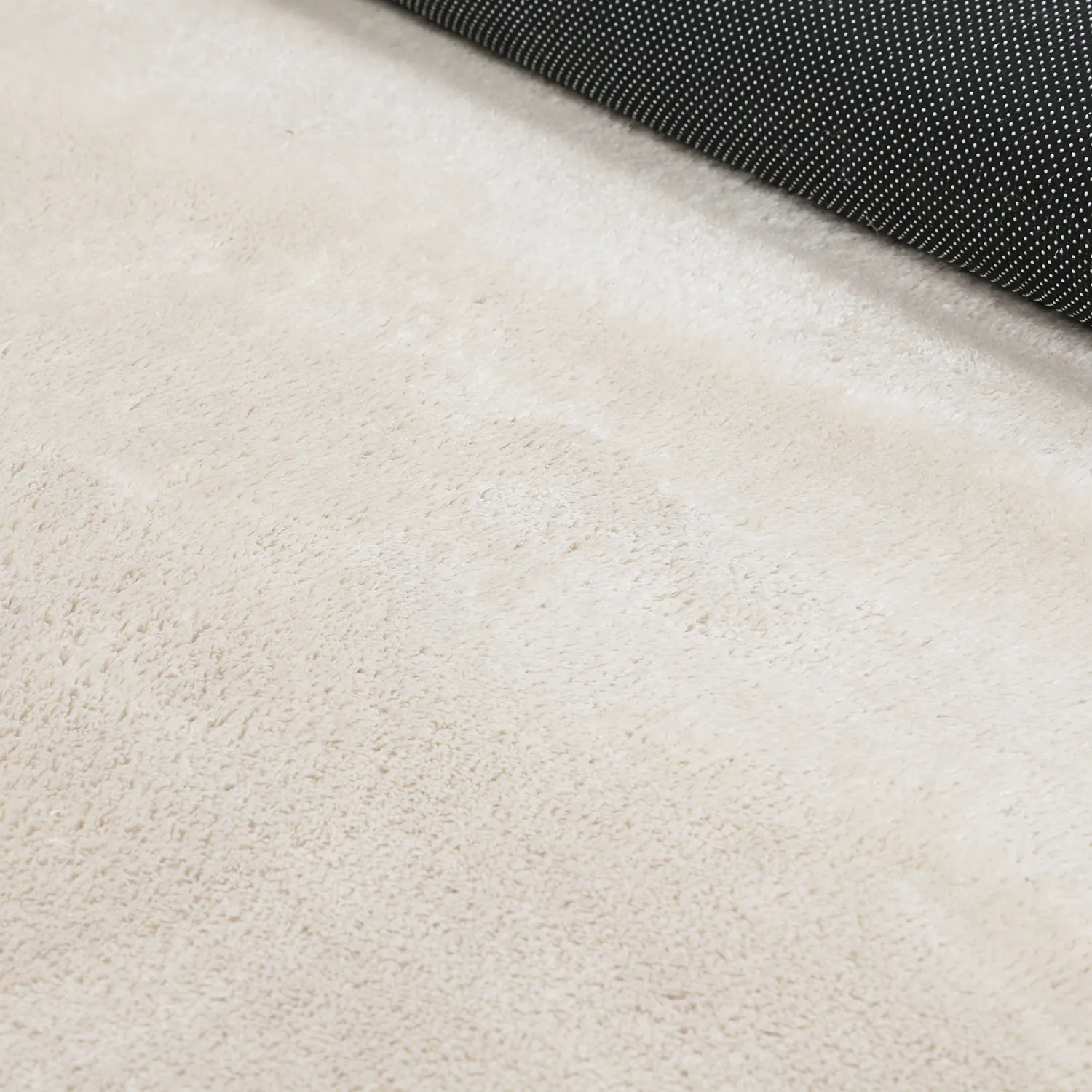 Aszimmetrikus Hullámos Shaggy Szőnyeg - Aranga Super Soft Fur (bézs)