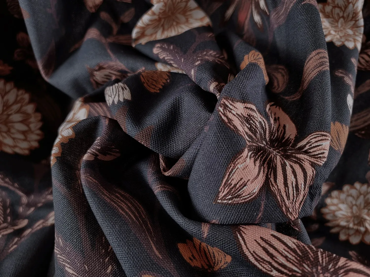 Asztalfutók - Futó Lotten (sötétszürke)