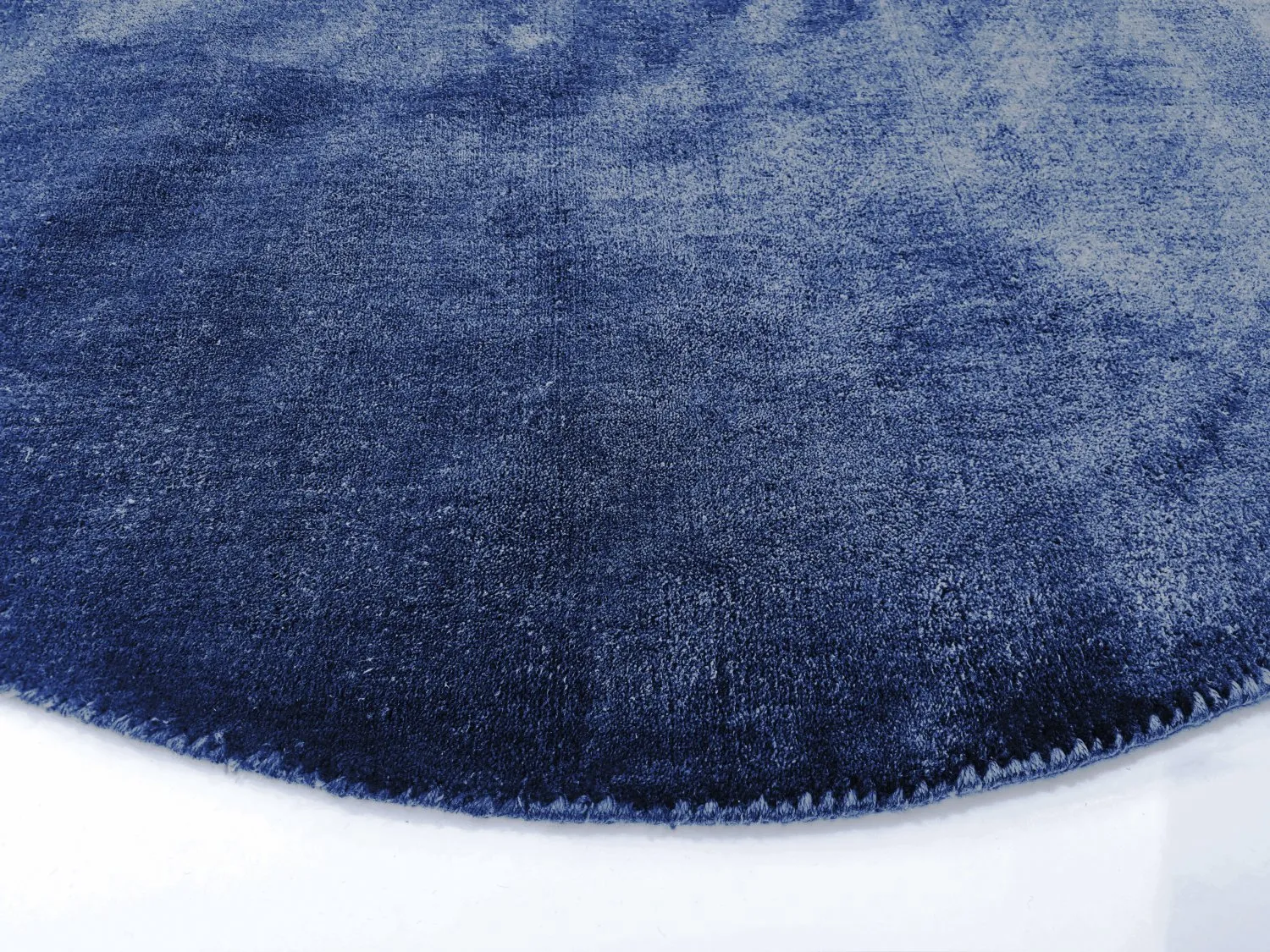 Rund matta - Recycled PET with viscose look (tengerészkék)