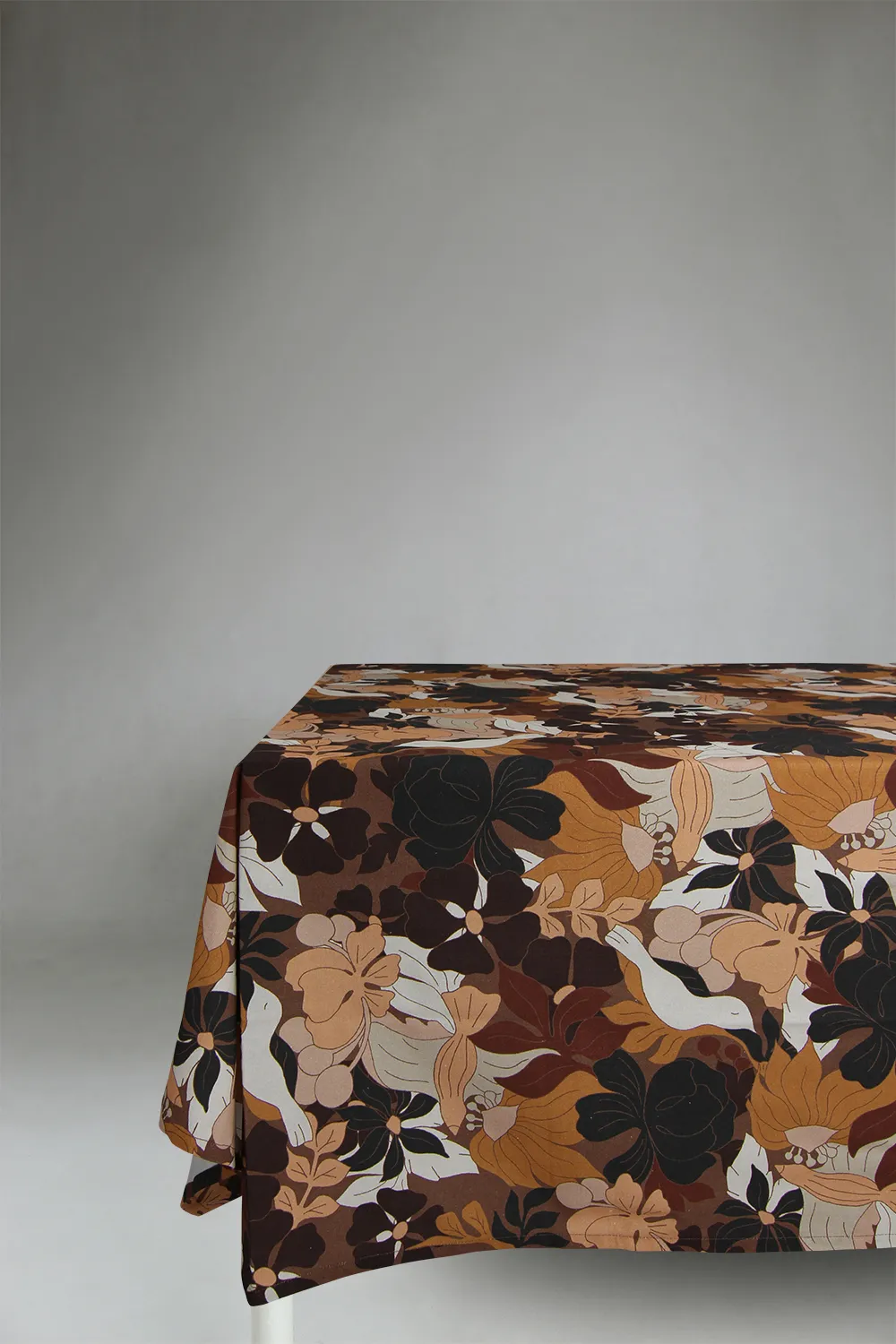 Asztalterítők - Pamut terítő Asta (barna)