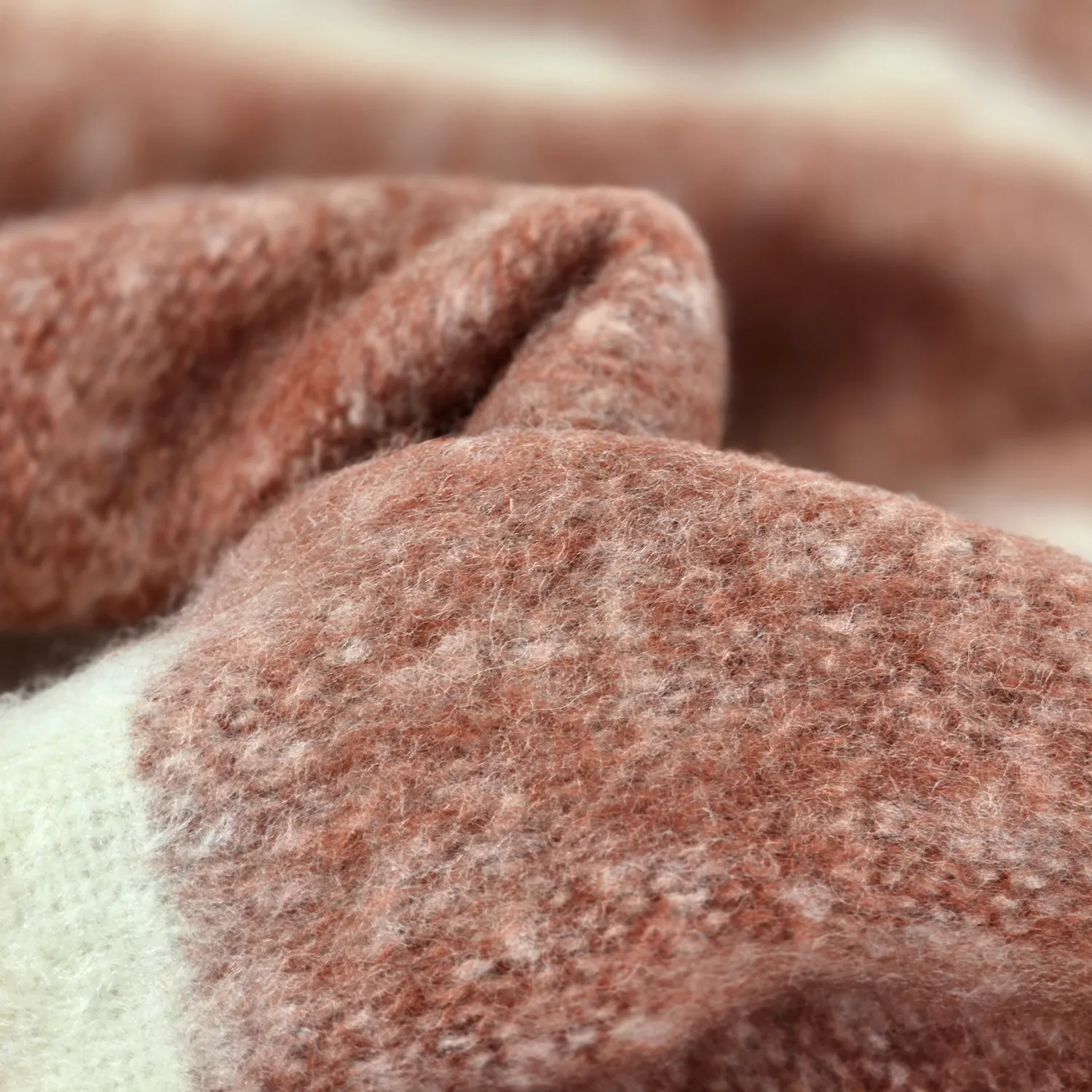 Gyapjúkeverék pléd - Charlotte (rózsaszín)