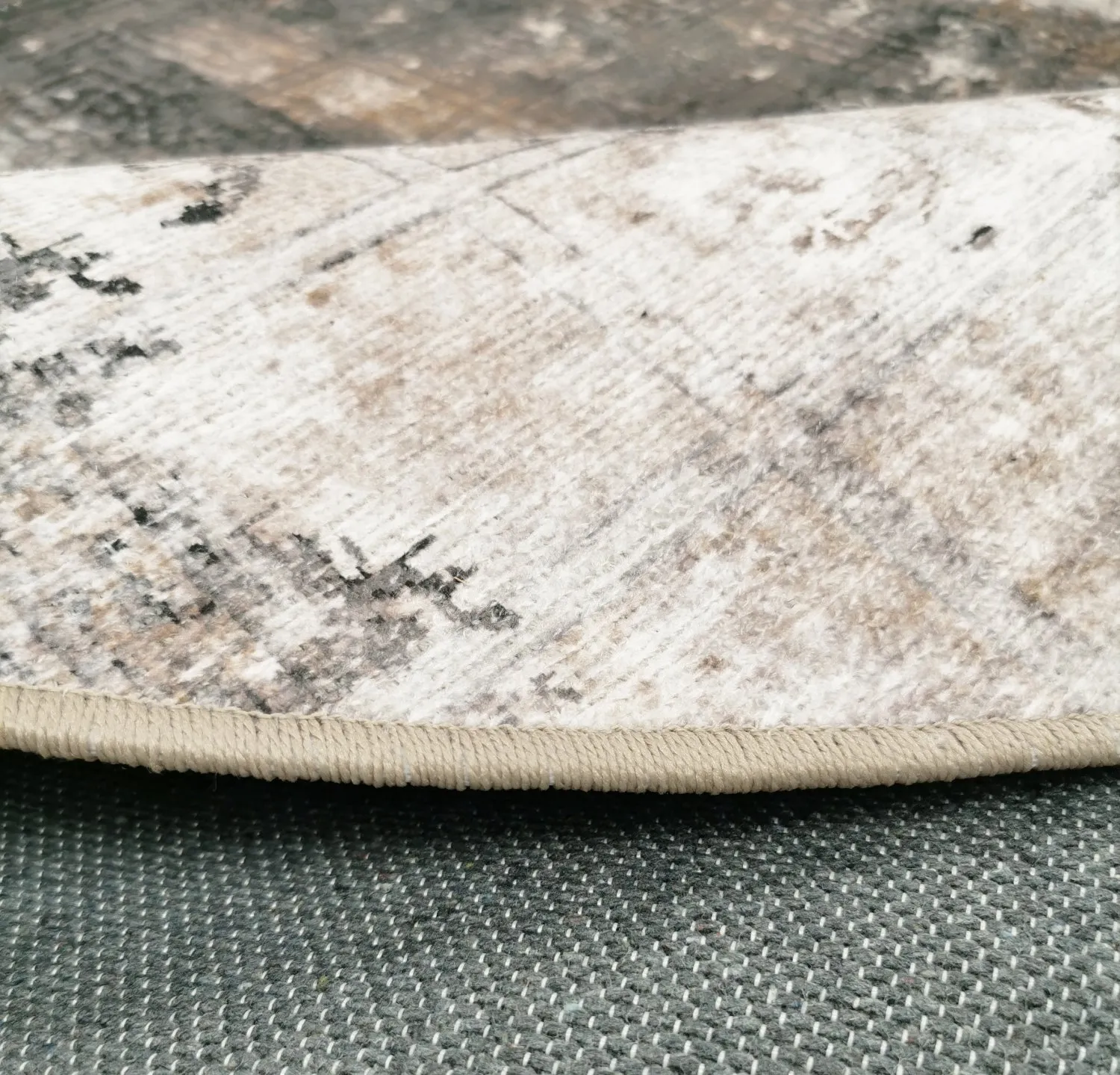 Kerek szőnyeg - Flores (fekete/barna/fehér)