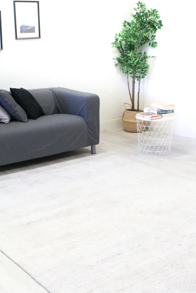 Matta i Bamboo silk - Faliraki (ljusgrå)