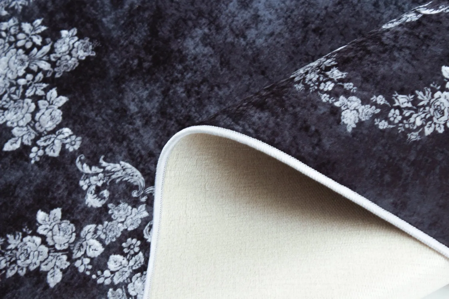 Wilton szőnyeg - Nefta (fekete)