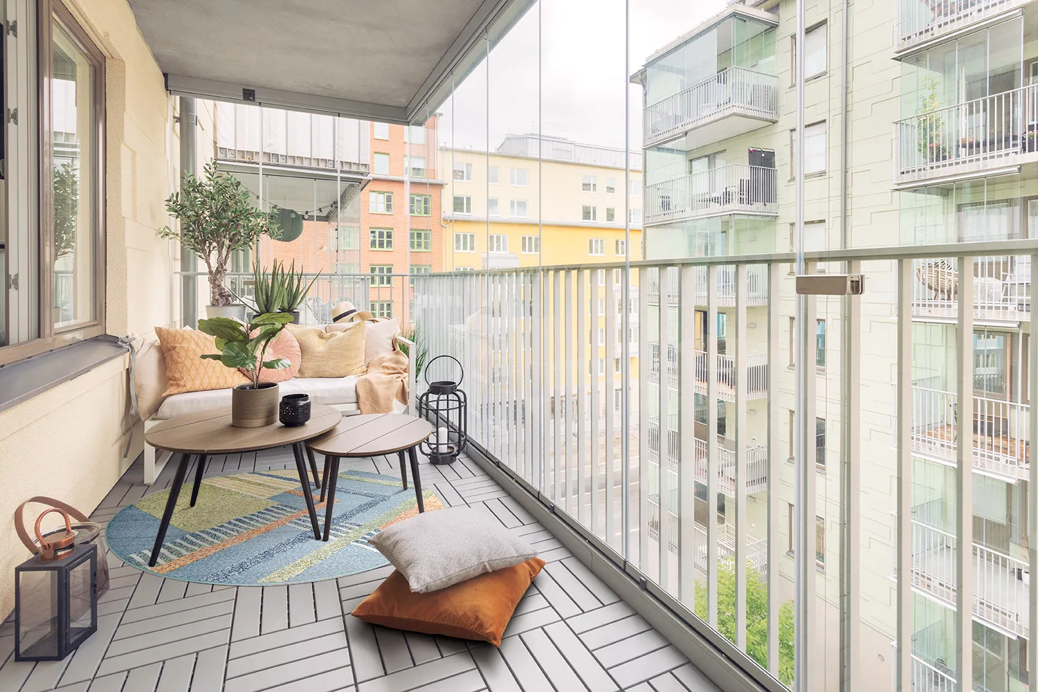 Kerek szőnyeg - Indoor/Outdoor Trivia (kék/többszínű)