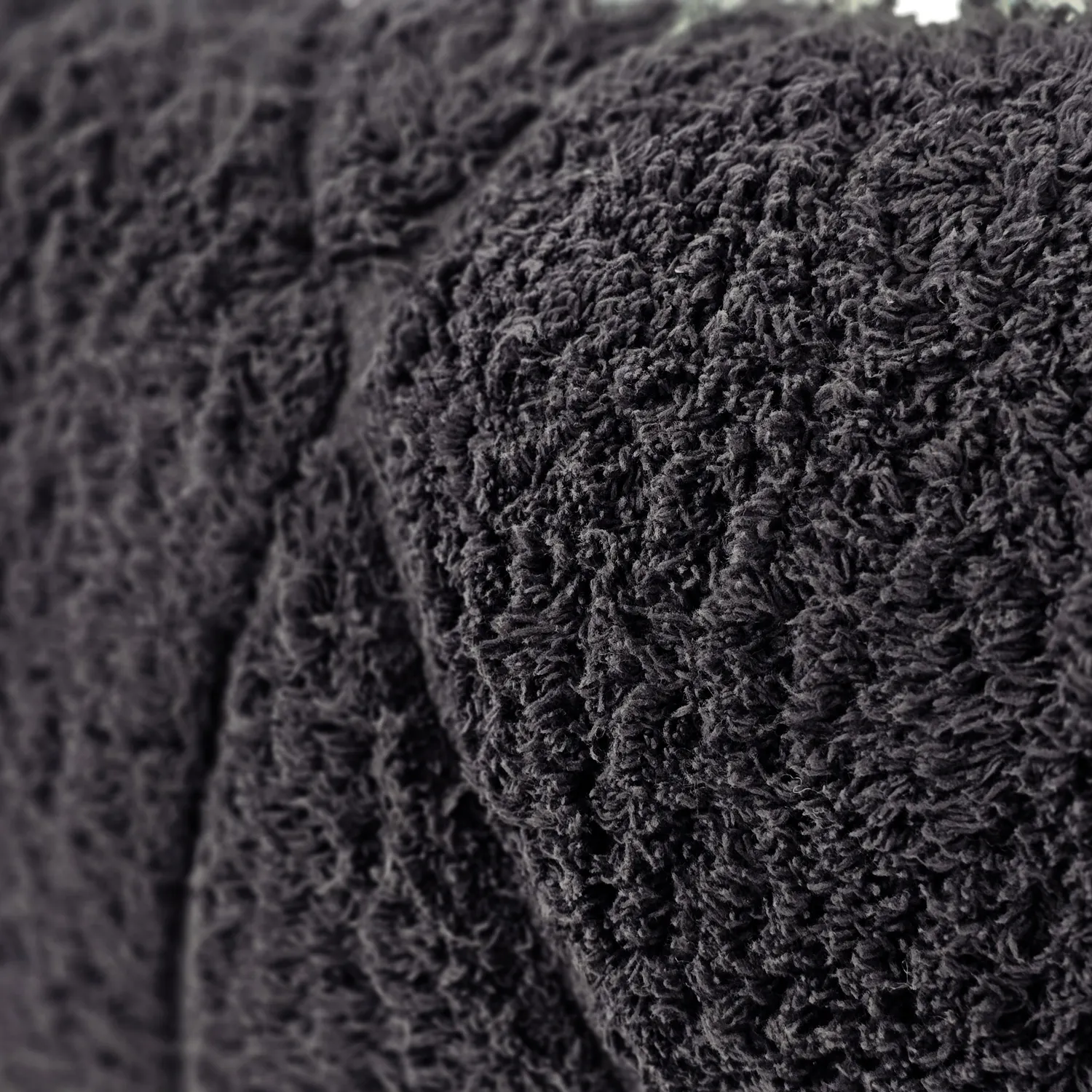 Párnahuzat - Andrea (fekete)