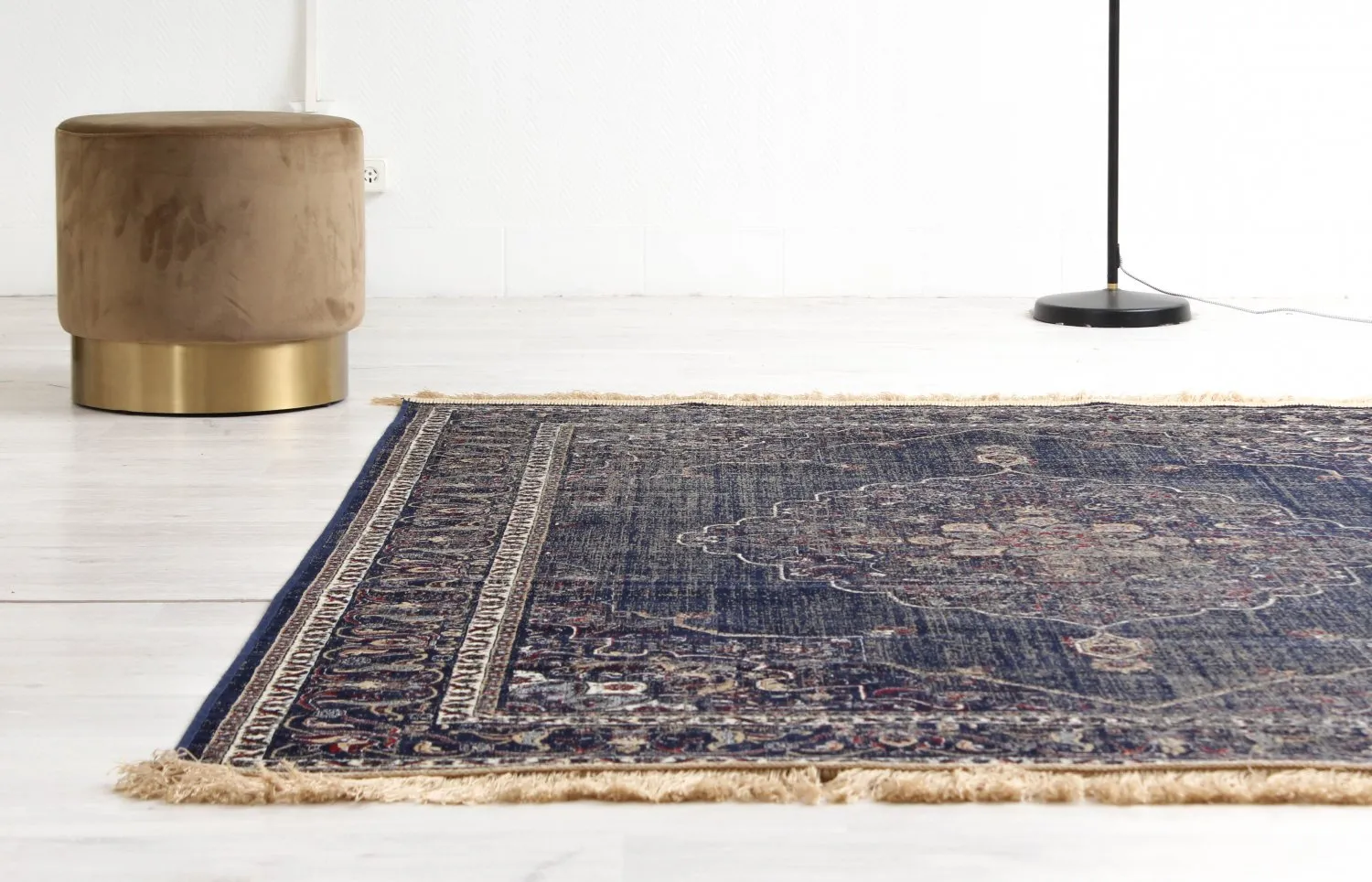 Wilton szőnyeg - Pacini (tengerészkék)