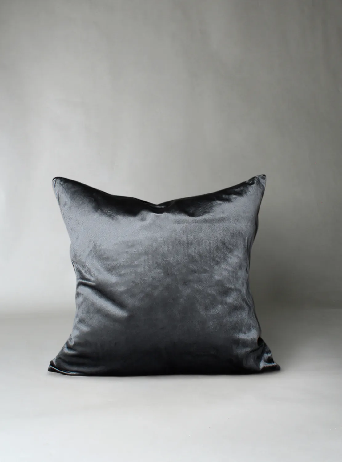 Marlyn bársony párnahuzat (világoskék)