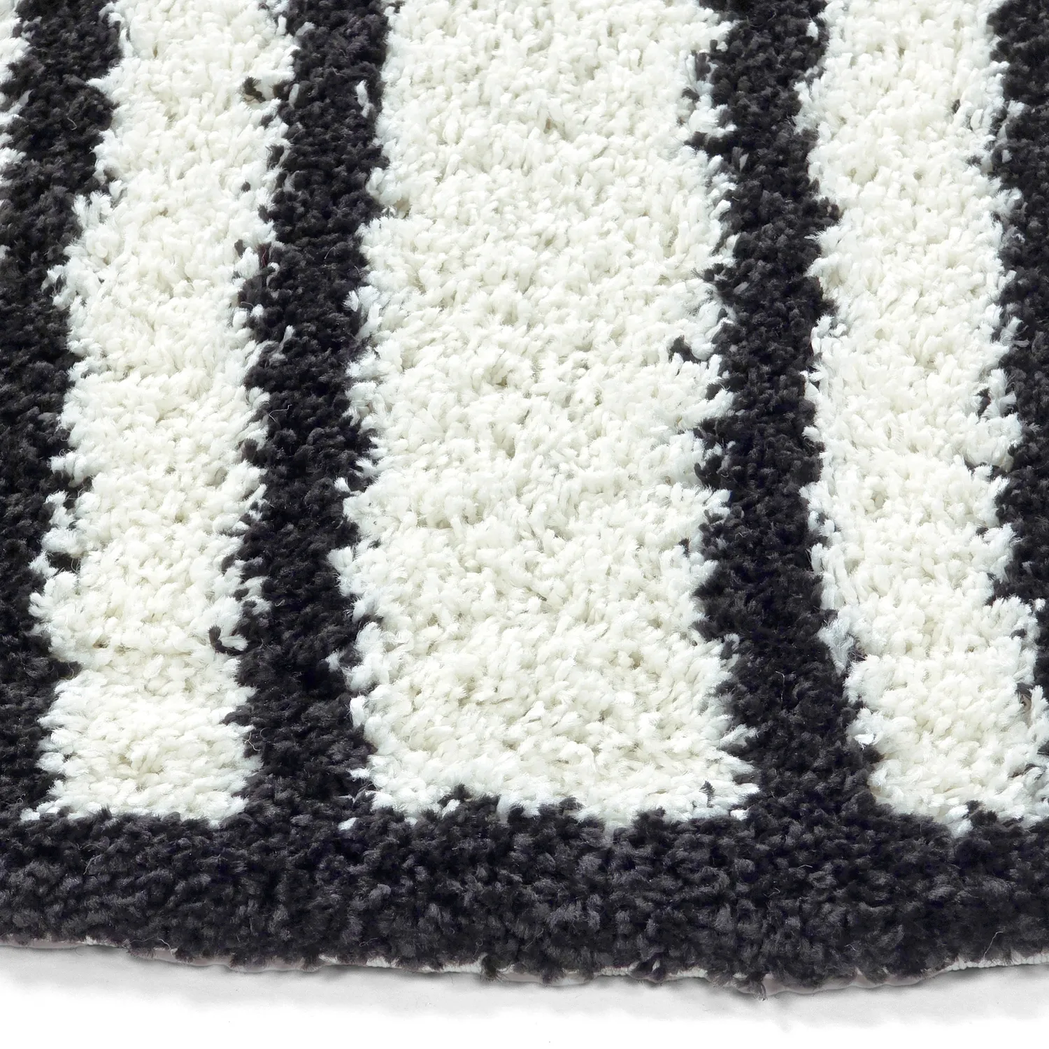 Kerek szőnyegek - Cluny (fehér/fekete)