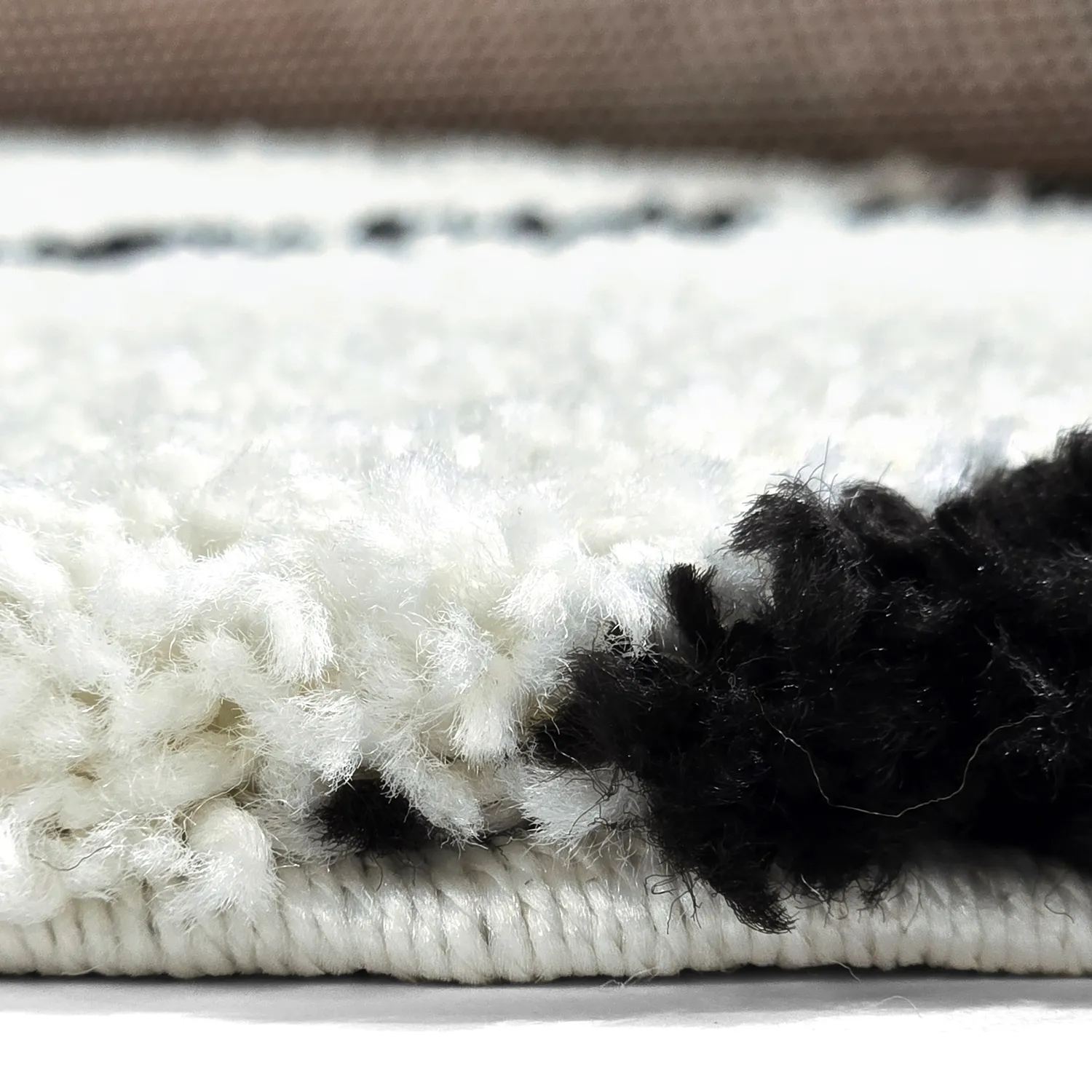 Kerek szőnyegek - Eze (fehér/fekete)