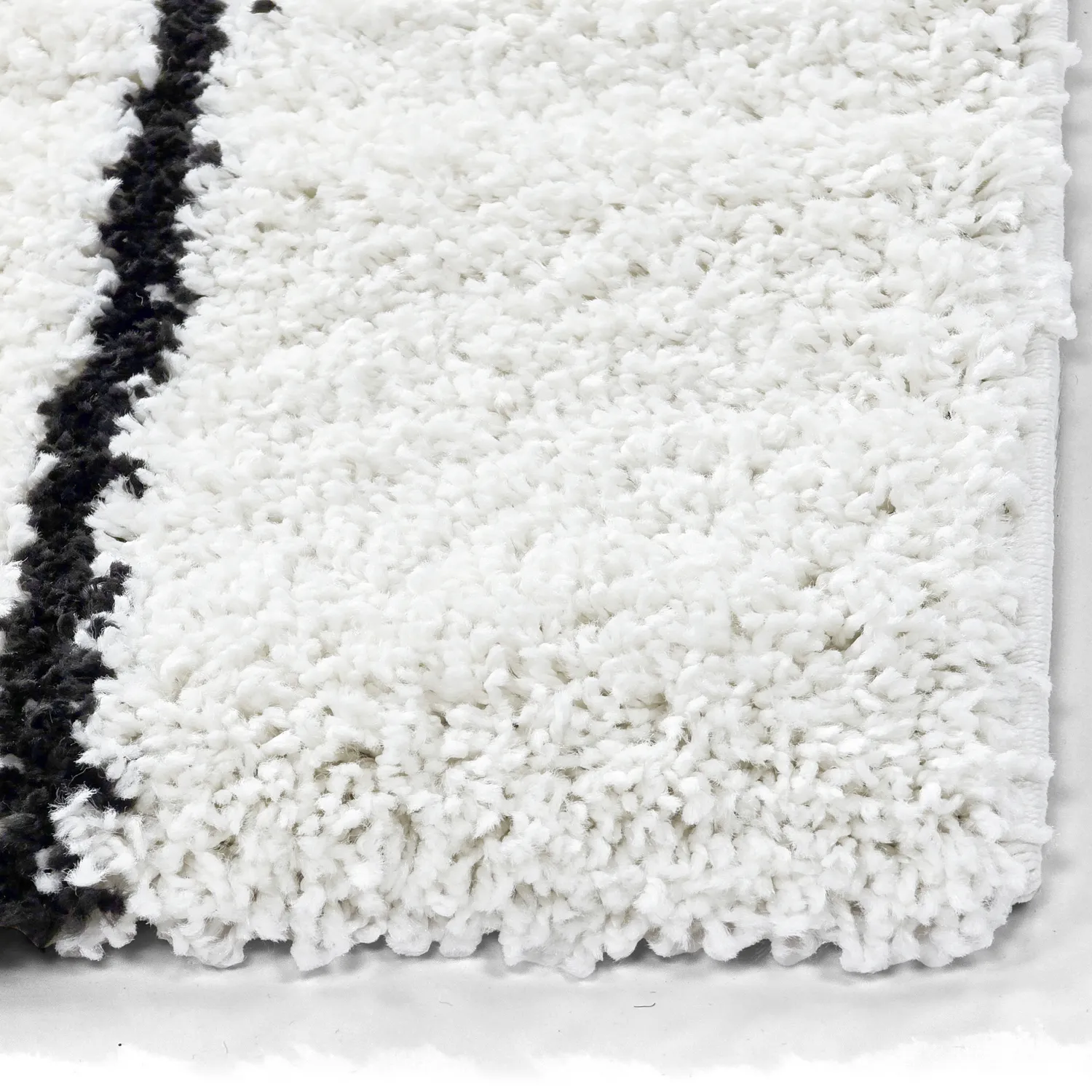 Shaggy szőnyeg - Eze (fehér/fekete)