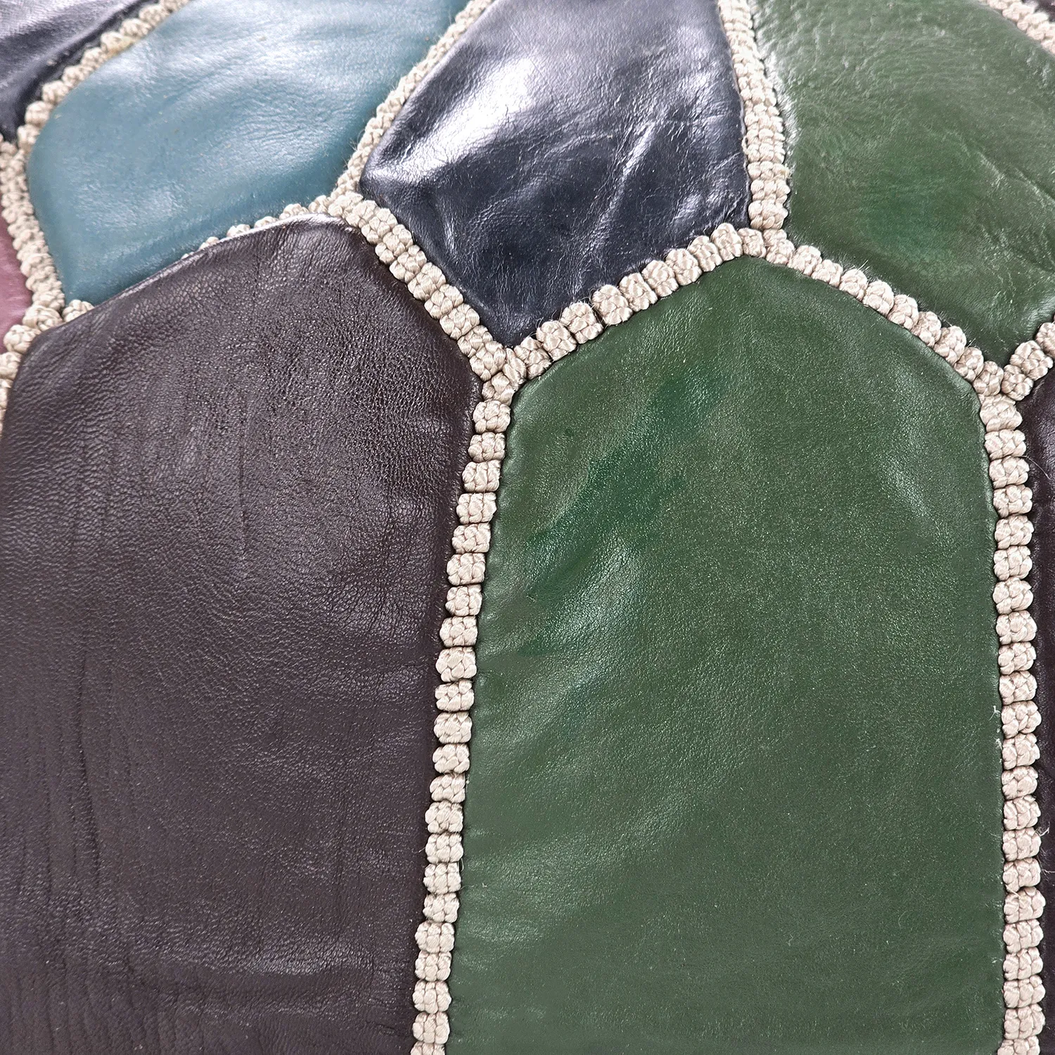 Ülőpuff - Marokkói bőrpuff (multi) 03