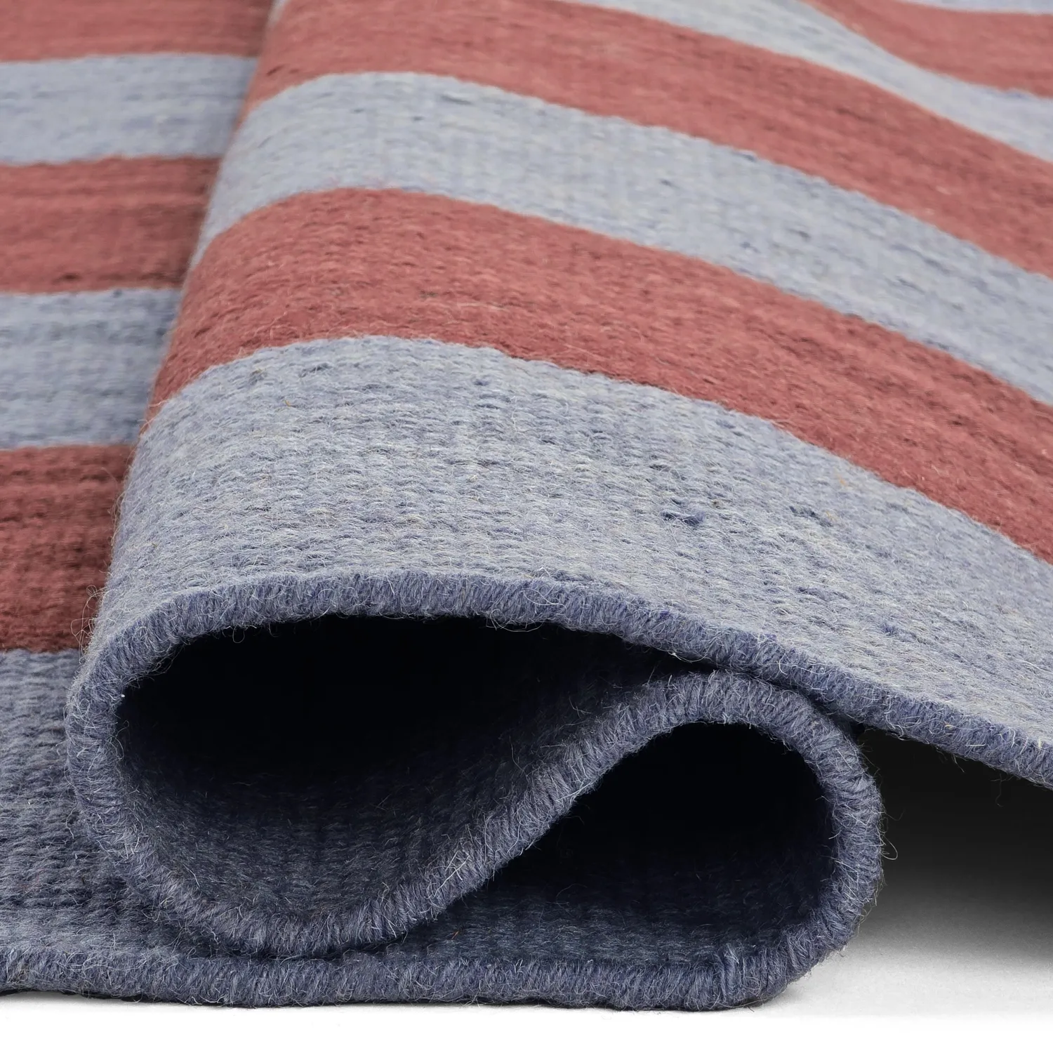 Gyapjúszőnyeg - Garine (kék/piros)