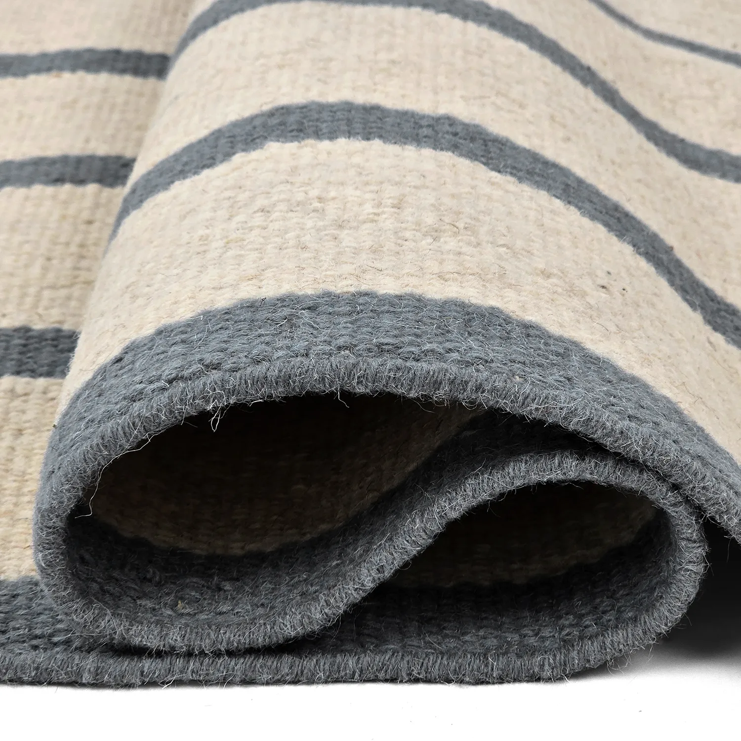 Gyapjúszőnyeg - Luton (koptatott farmer/fehér)