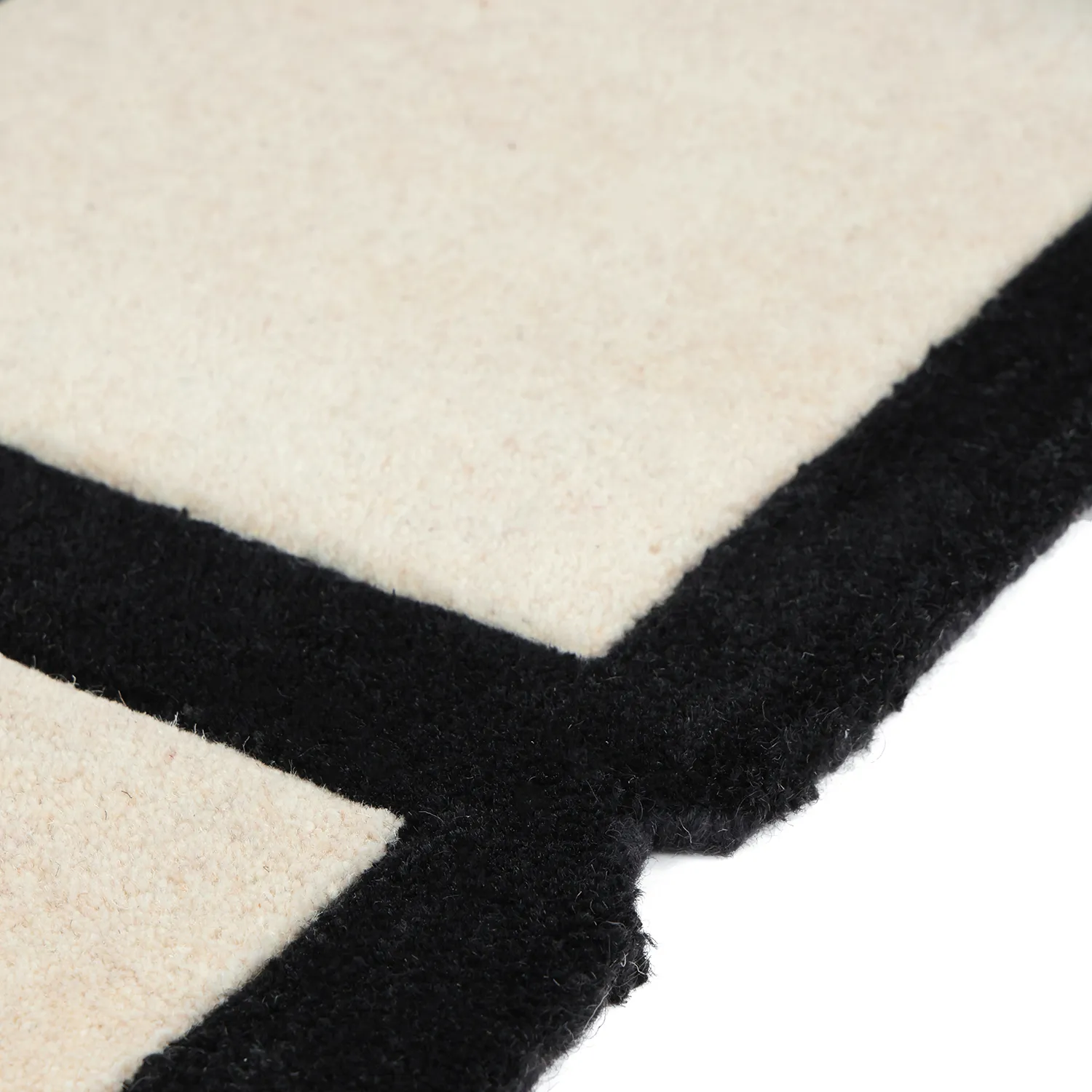 Gyapjúszőnyeg - Syl Hand Tufted Wool Premium (fekete/fehér)
