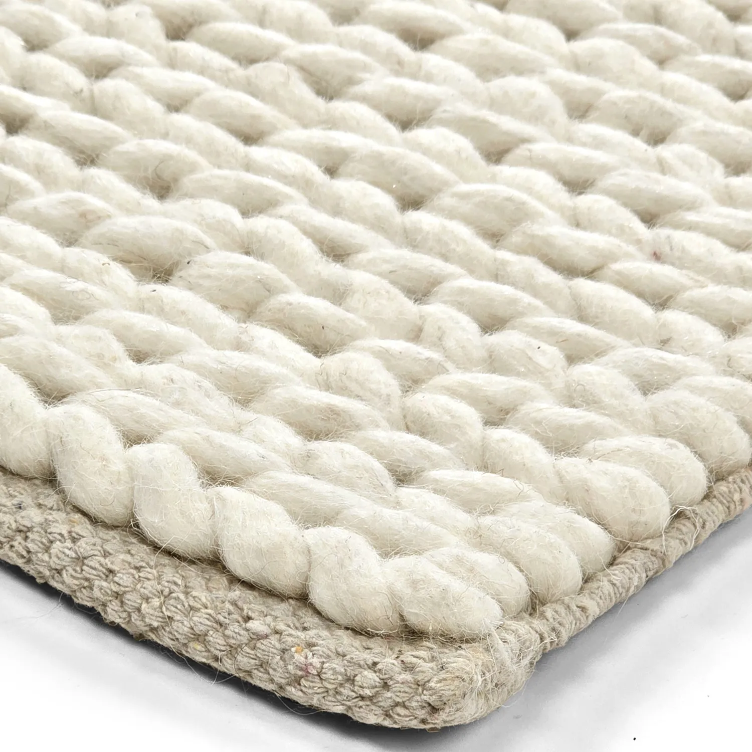 Gyapjúszőnyeg - Talvia Braided Wool (piszkosfehér)