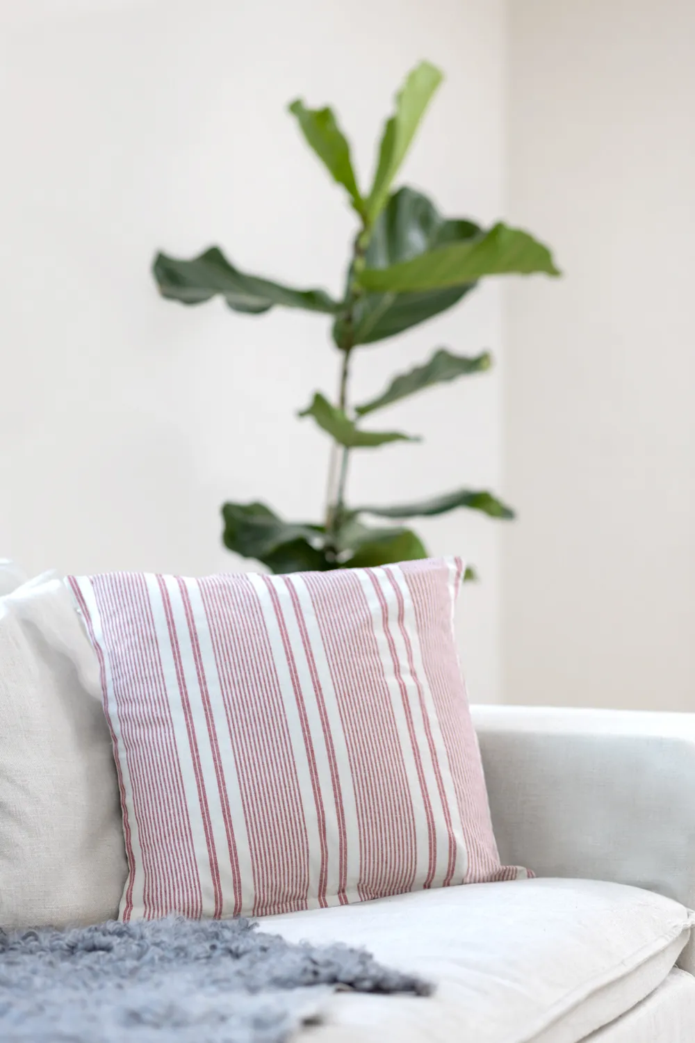 Párnahuzat - Valerie (piros)