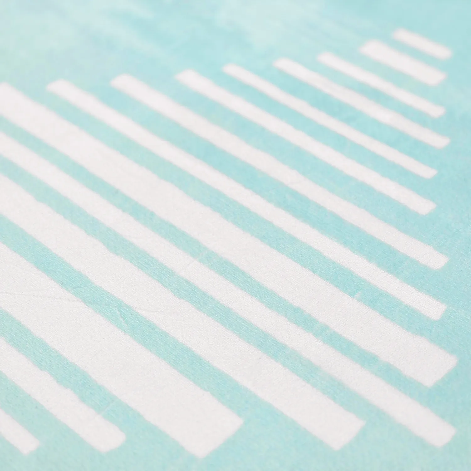 Wilton szőnyeg - Carmen (világoskék/fehér)