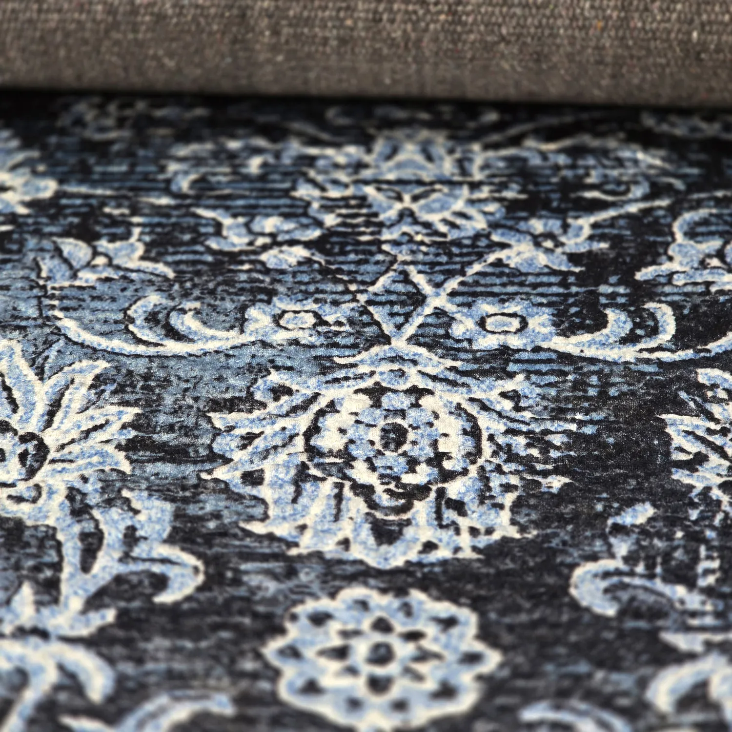 Wilton szőnyeg - Flowers (kék)