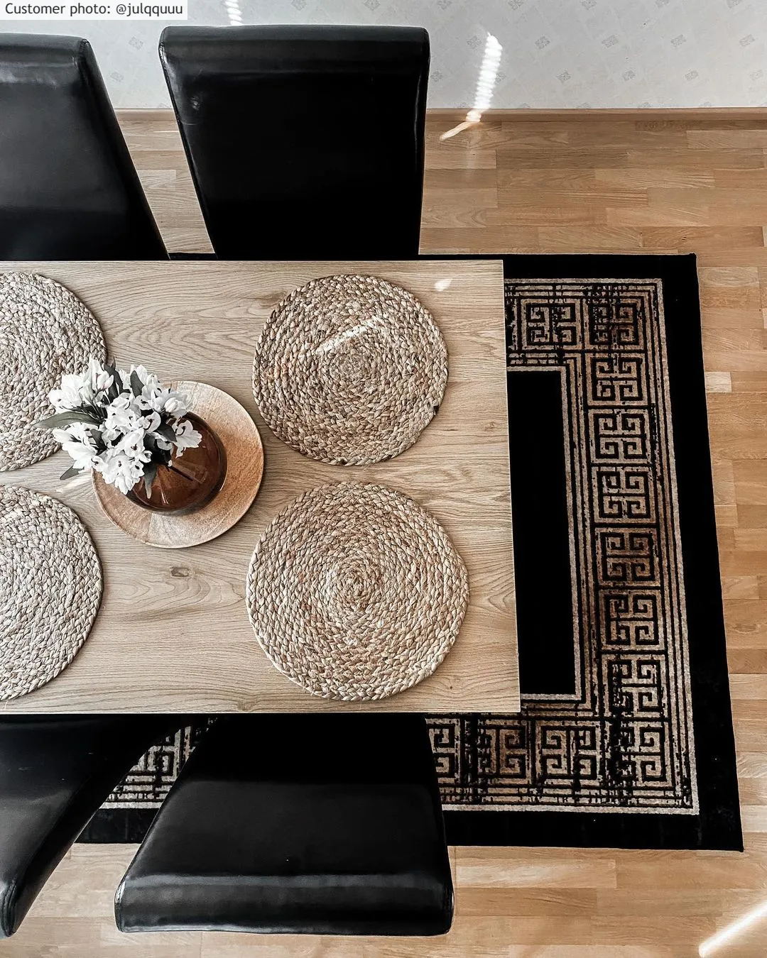 Wilton szőnyeg - Tilos (fekete/arany)