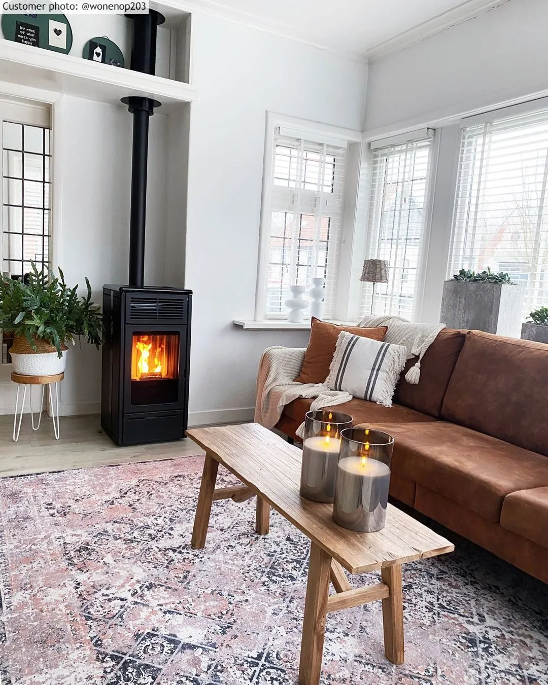 Wilton szőnyeg - Douz (fekete/többszínű)